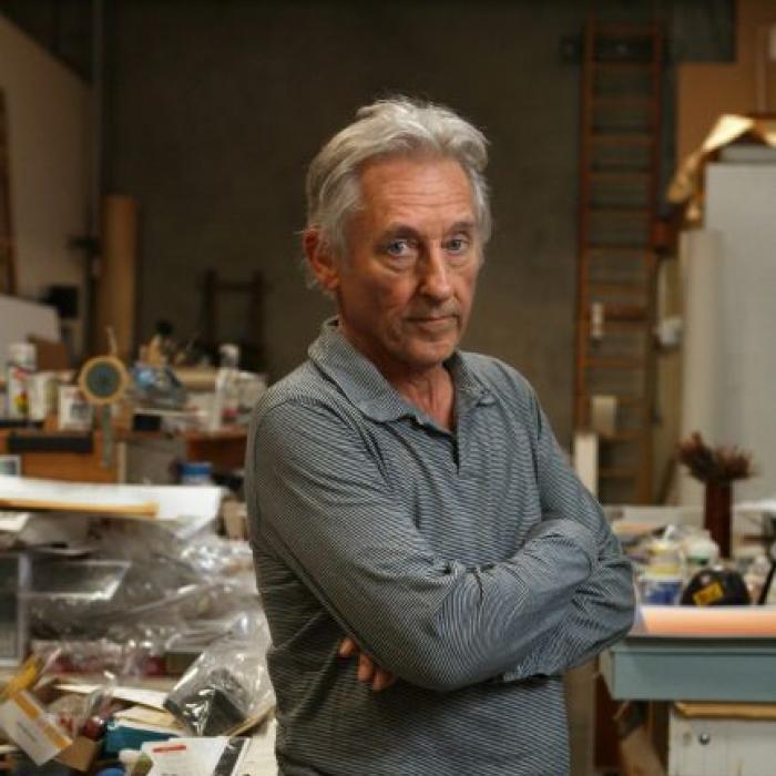 Ed Ruscha poses for photographs in his studio in Venice California, November 23, 2009. Photo: Ann Johansson/Corbis/Getty Images