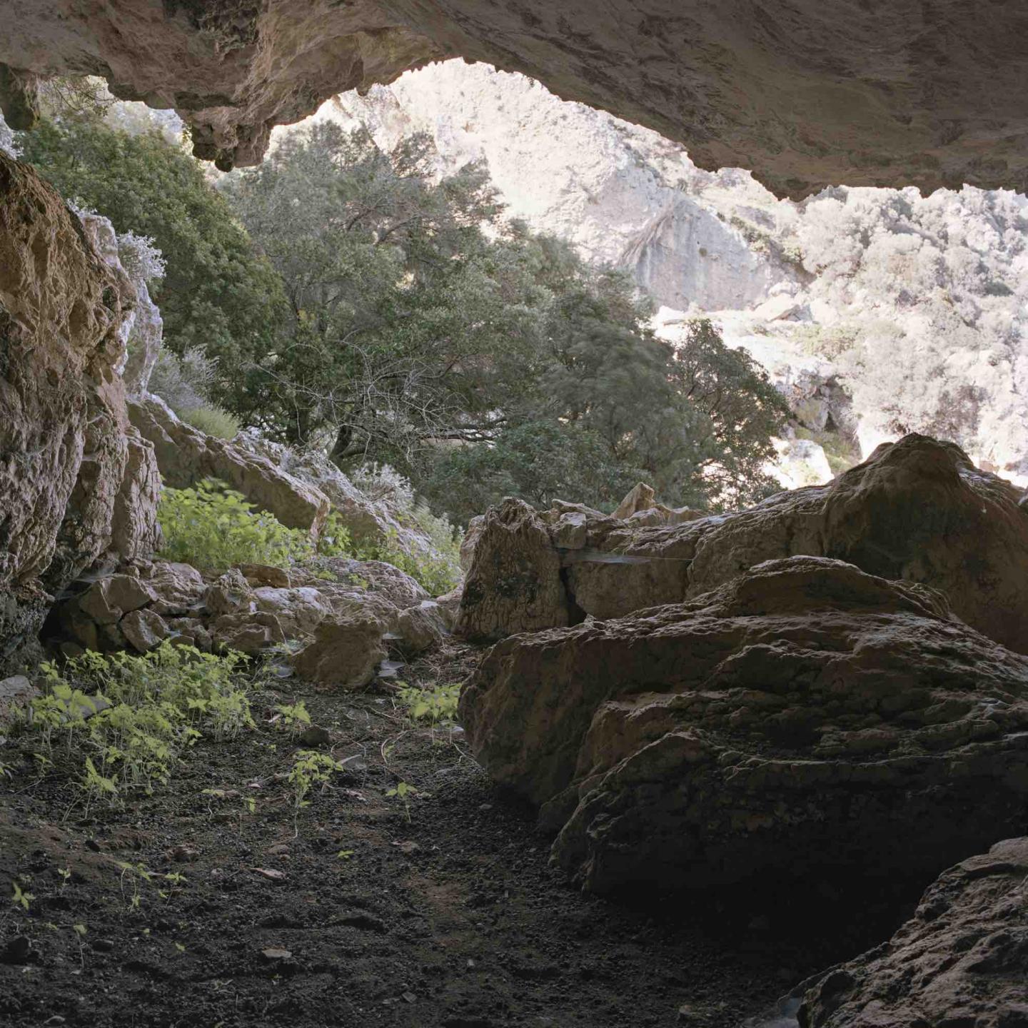 Philippe Bazin, Grotte près de Therma ayant permis aux exilés communistes de se cacher lors de la guerre civile (1946-1949), Ikaria, avril 2018.