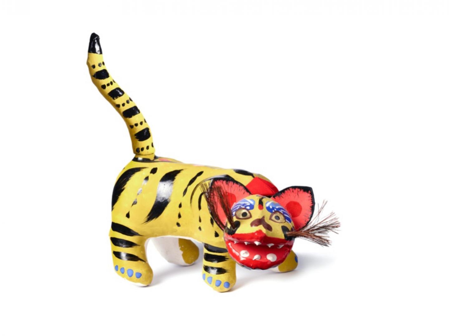 Tigre. Jouet à tête mobile. Japon, milieu du 20e siècle, papier mâché. © MEG, J. Watts