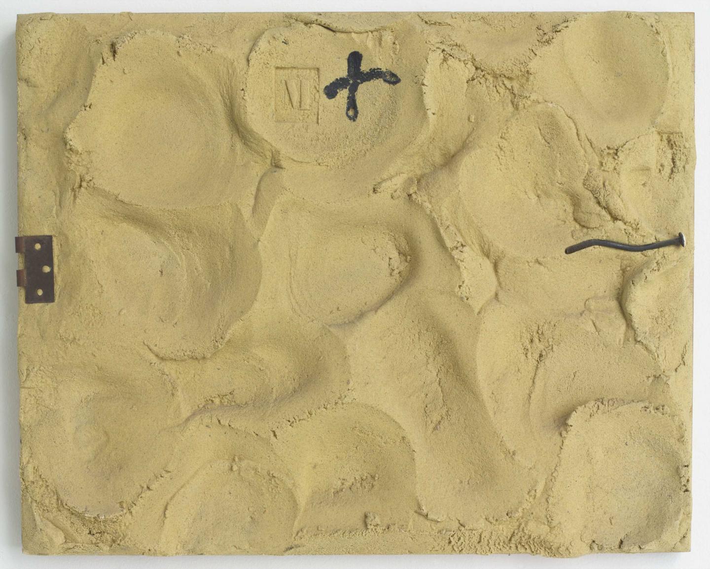 Antoni Tàpies, Materia i frontissa, 1996,© Fundació Antoni Tàpies / 2019, ProLitteris, Zurich