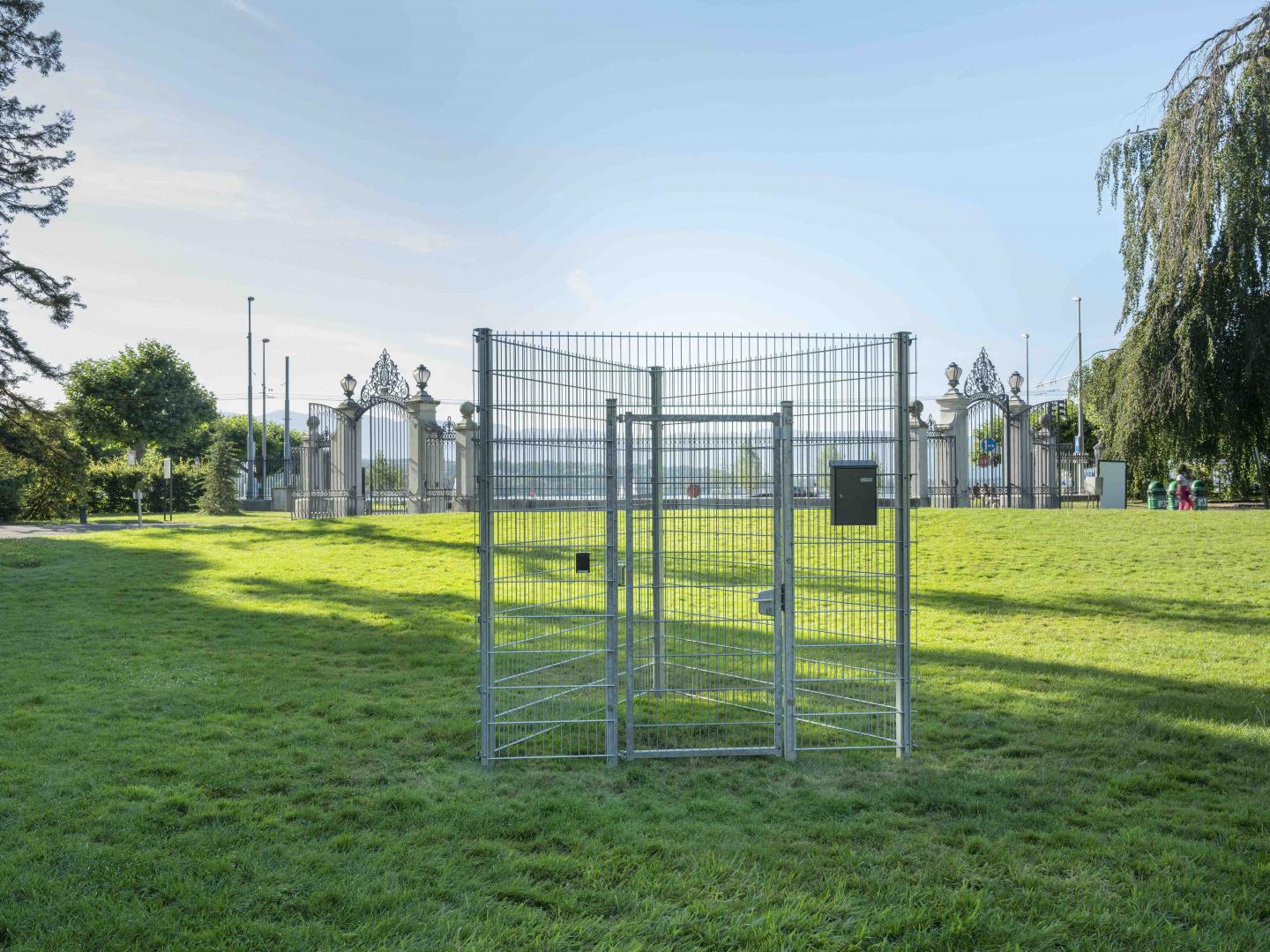 Ghislaine Leung, Private Sculpture, 2020, photo Julien Gremaud 